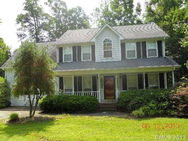1255 Hawthorne Dr, Indian Trail, NC 28079