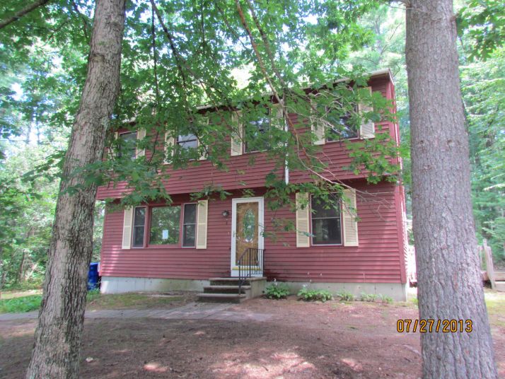 4 Patricia Drive, Hudson, NH 03051