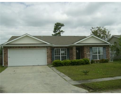 2076 Juniper Dr, Biloxi, MS 39532