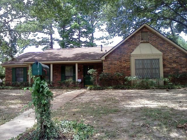 2 Raintree North, Natchez, MS 39120