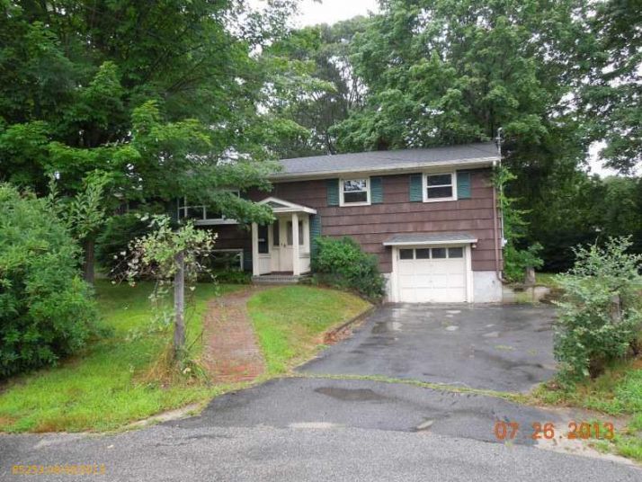 3 Erie Rd, Cape Elizabeth, ME 04107