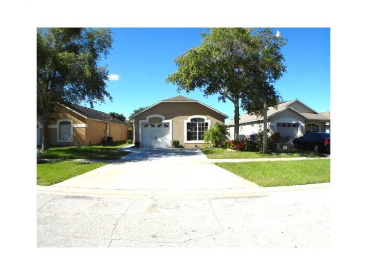 2528 Parsons Pond Cir, Kissimmee, FL 34743
