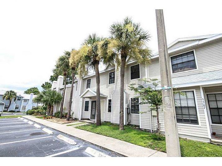 5309 Ladywell Ct, Tampa, FL 33624