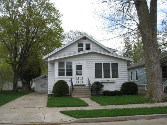 1028 Eastman Street, Oshkosh, WI 54901