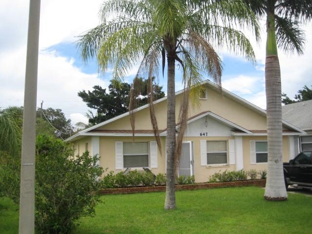 647 104th Ave N Unit 2, Naples, FL 34108