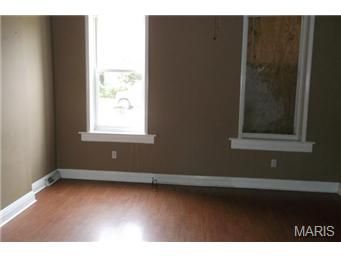 3302 Illinois Ave, Saint Louis, MO 63118
