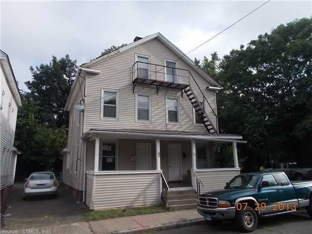 8284 Park St, Meriden, CT 06450