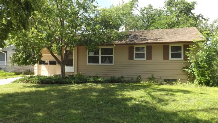 2004 E 5th Street, Sioux Falls, SD 57103