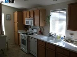 1200 W. Winton #18, Hayward, CA 94545