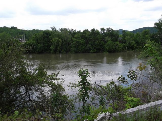 Bluff Road, Carthage, TN 37030