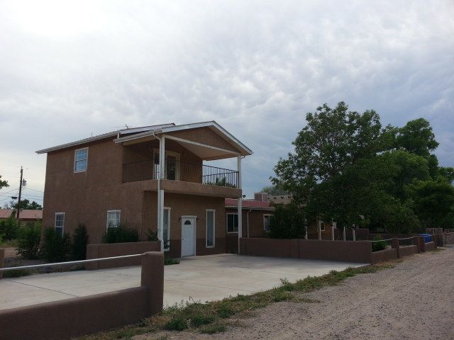 1346 Saiz Ln, Espanola, NM 87532