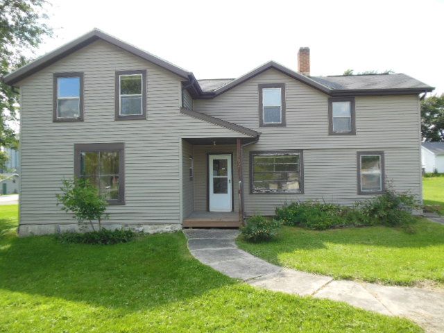 132 S Prairie St, Brandon, WI 53919