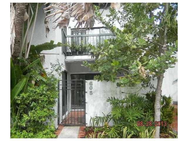 8271 SW 157 AV # 605, Miami, FL 33193
