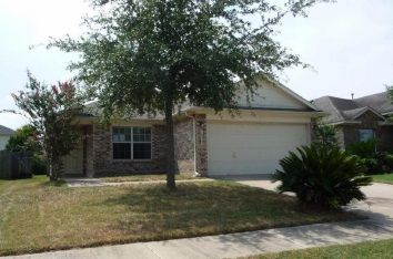 19527 Cairns Dr, Katy, TX 77449