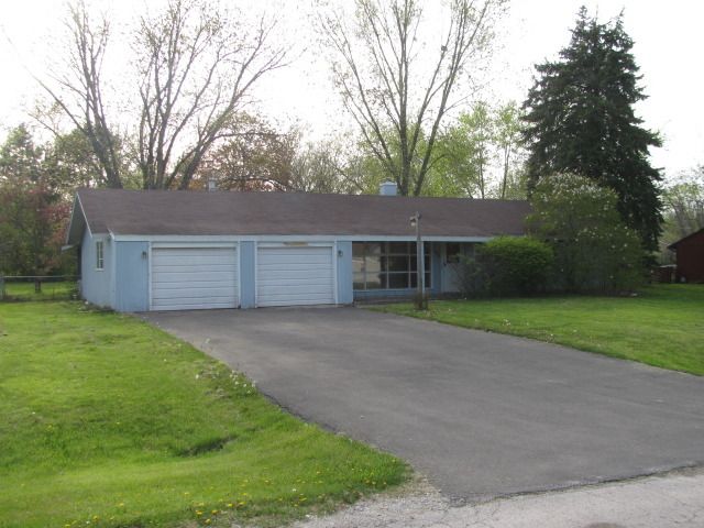 18020 Baker Ave, Country Club Hills, IL 60478