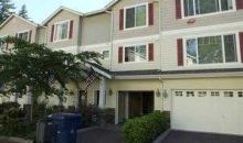 5700 198th St Sw Apt F Lynnwood, WA 98036