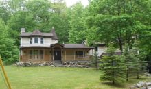 921 Tulip Trl Newton, NJ 07860