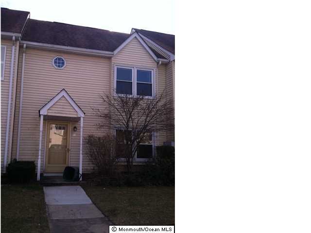 11 Forge Ct, Jackson, NJ 08527