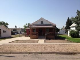 418 10th St, Greeley, CO 80631