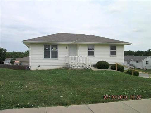 122Nd, Grandview, MO 64030