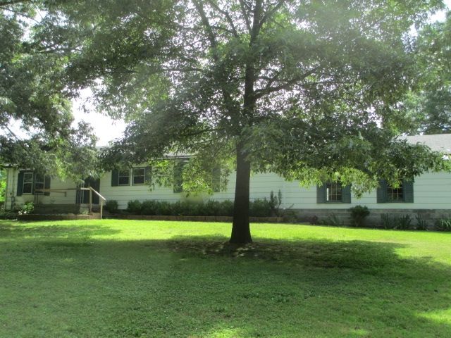 201 Stone St, Albertville, AL 35951