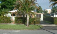 125 NE 1ST CT Dania, FL 33004