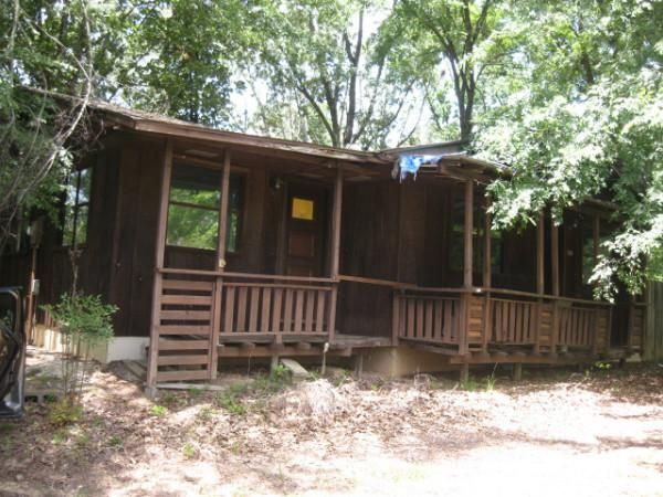 228 Akers Rd, Hot Springs National Park, AR 71901