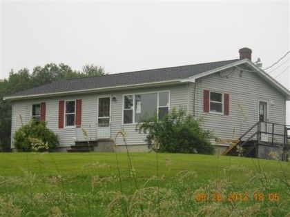 14 Elwood Lane, Gorham, ME 04038