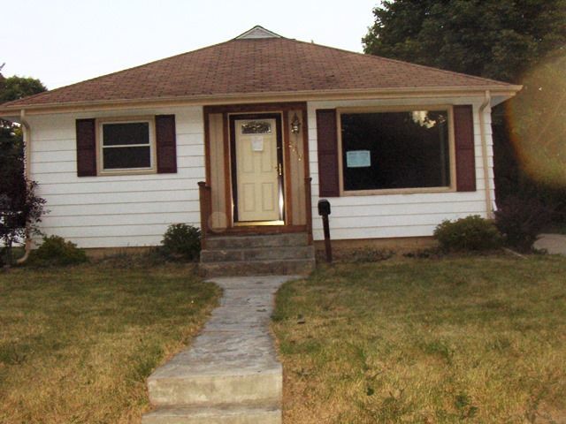 2910 S 69th St, Milwaukee, WI 53219