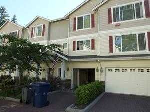 5700 198th St Sw Apt F, Lynnwood, WA 98036