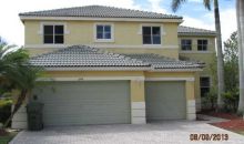 644 HONEYSUCKLE LN Fort Lauderdale, FL 33327