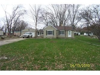 221 Hawthorne Dr, North Benton, OH 44449