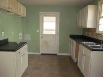 1055 Zophi St, Nashville, TN 37216