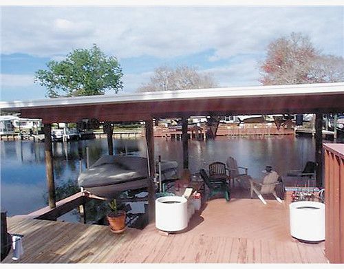 1646 Yellow Brick Road, Astor, FL 32102