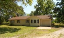 121 Broad St Easton, KS 66020