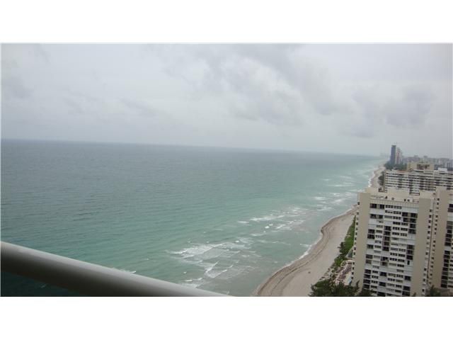 1830 OCEAN DR-SHORT/LONG # 3103, Hallandale, FL 33009