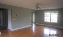 8695 Wolf Creek Dr Winston, GA 30187
