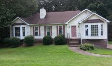 1963 Oakleaf Ln Lithia Springs, GA 30122