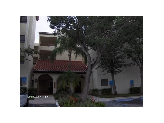 8827 SW 123 CT # 403, Miami, FL 33186