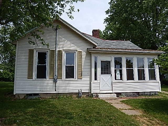 1567 Wheeling Ave., South Zanesville, OH 43701