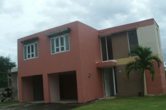 Urb Monte Verde 2102 Calle Calandria, Dorado, PR 00646