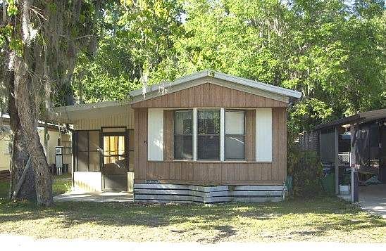 1820 Ormonds Jungle Den, Astor, FL 32102