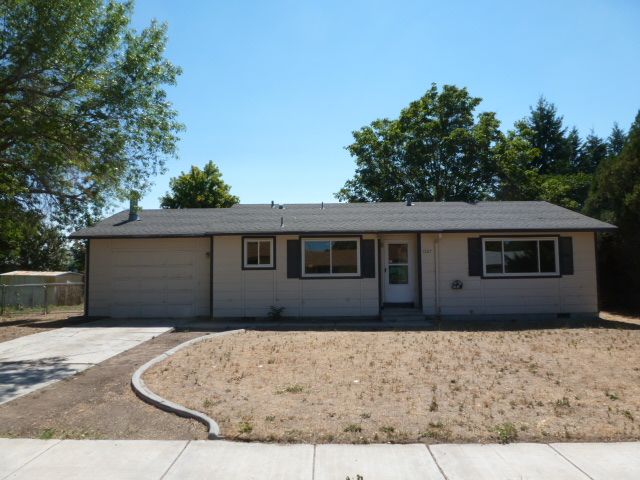 1327 W Carlton Avenue, Meridian, ID 83642