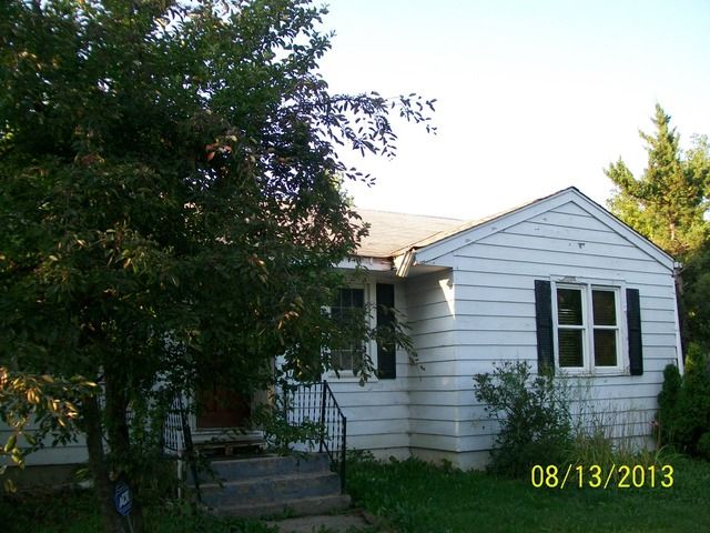 12286 W Yorkhouse Rd, Waukegan, IL 60087