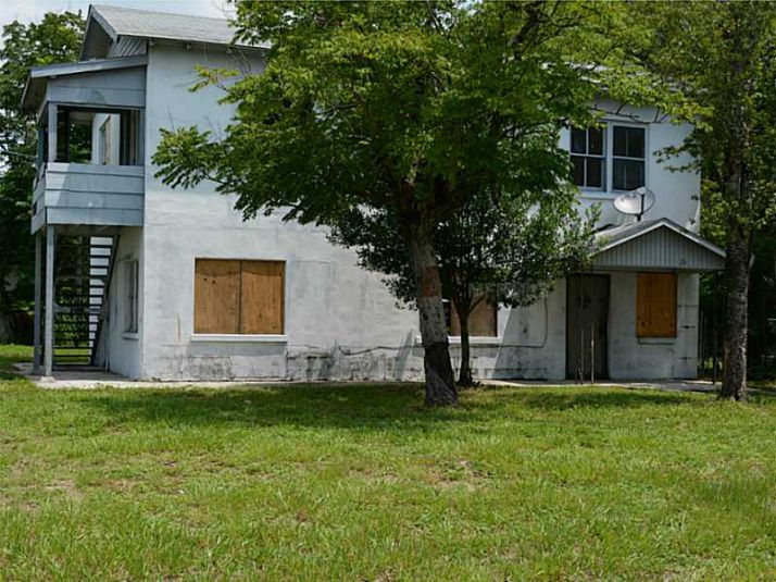 26 W Crystal Ave, Lake Wales, FL 33853