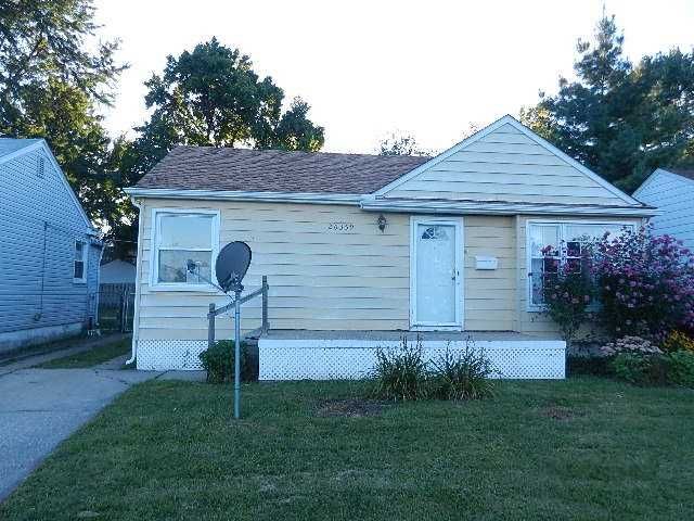 26359 Barrington St, Madison Heights, MI 48071