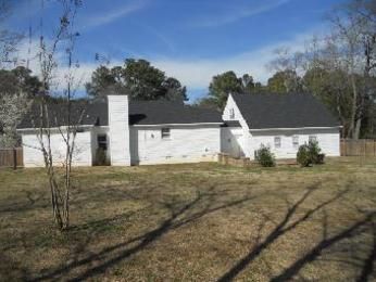 1017 Riderwood Ct, Willow Spring, NC 27592