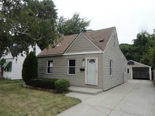 5294 Radnor St, Detroit, MI 48224