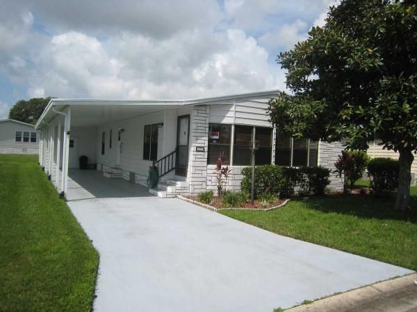 2442 Lakes of Melbourne, Melbourne, FL 32904