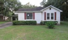 6418 Gregory Street Moss Point, MS 39563
